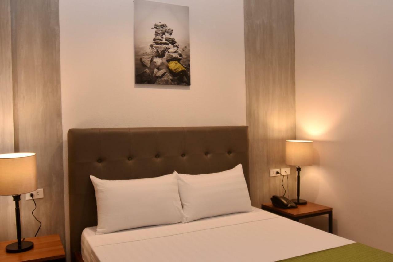 Andeo Suites Angeles Buitenkant foto